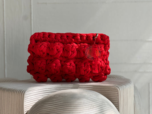 RED BUBBLE CLUTCH MINI