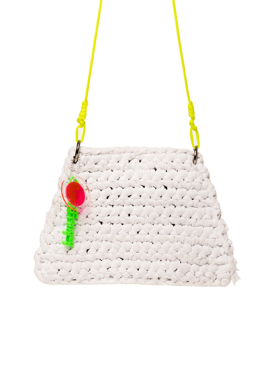 White Mini. trapĀ·eĀ·zoidā BAGā