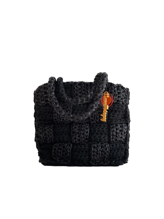 BLACK TEXTURED TOTE
