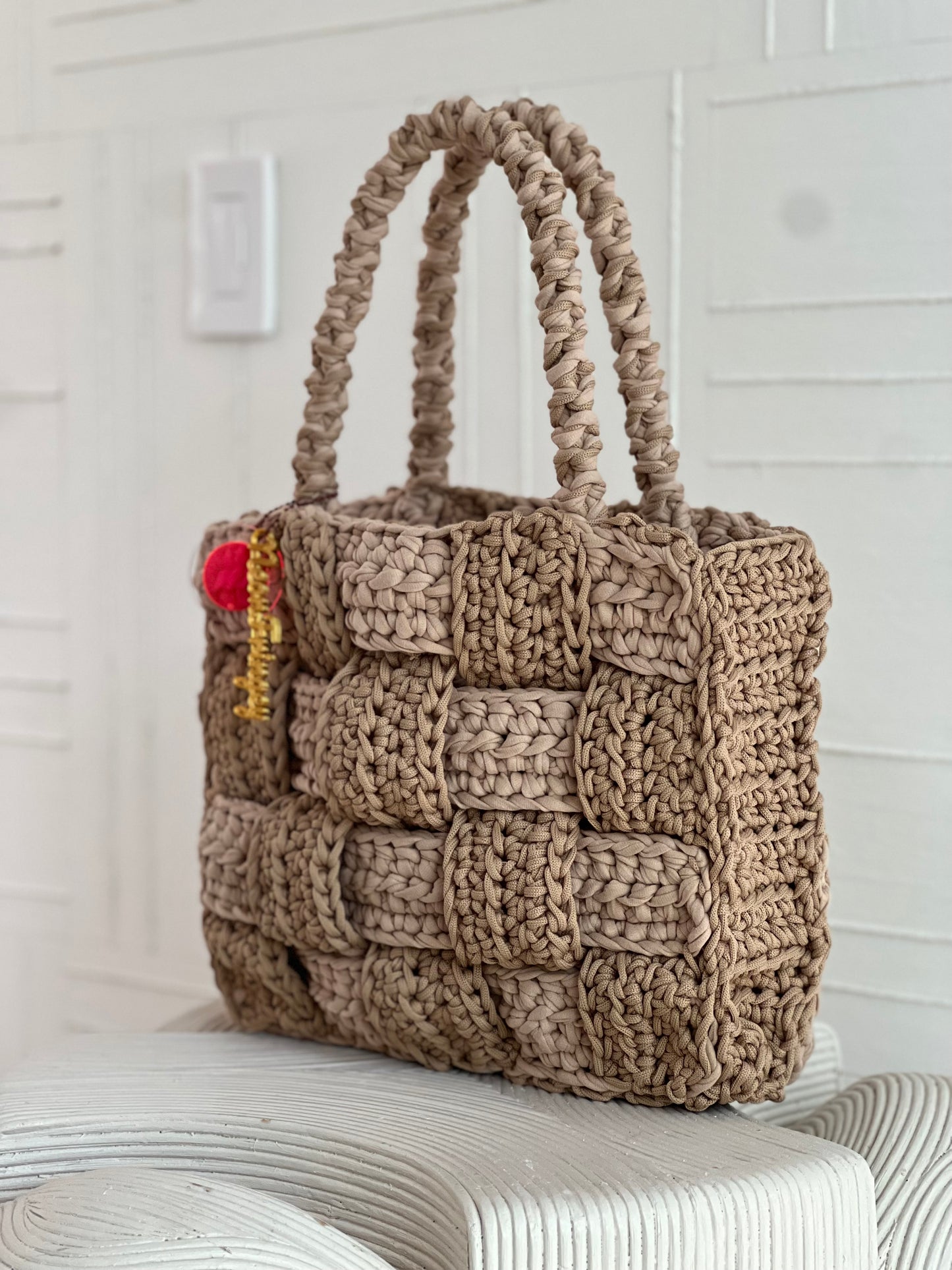 TAN TEXTURED TOTE