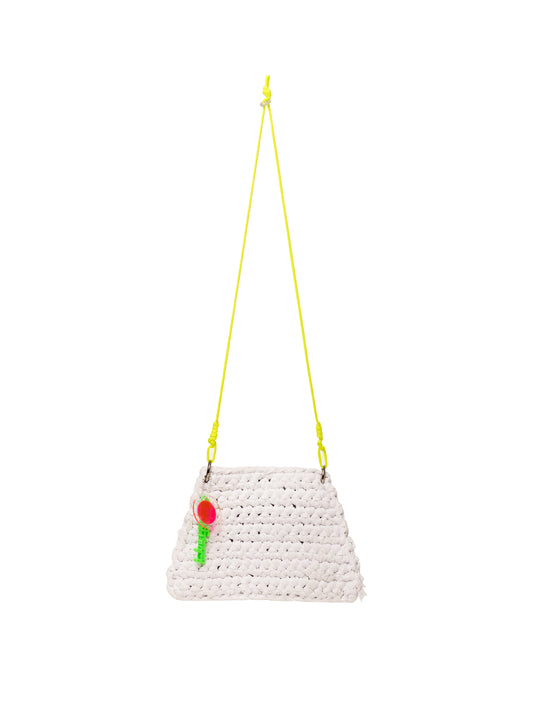 White Mini. trapĀ·eĀ·zoidā BAGā